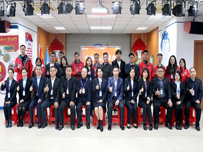 守初心 聚活力 创将来丨亿万先生MR集团2022 年度总结赞美大会圆满实现