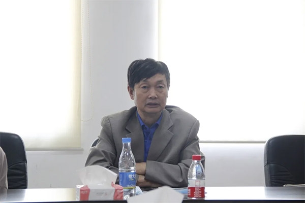 广州南洋理工督导老师一行到集团望牛墩房地一体项目部走访座谈