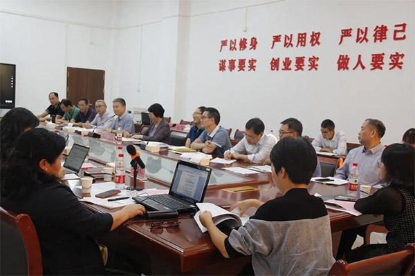 亿万先生MR集团与广东工贸学院合作发展示代学徒造班试点接受教育部验收